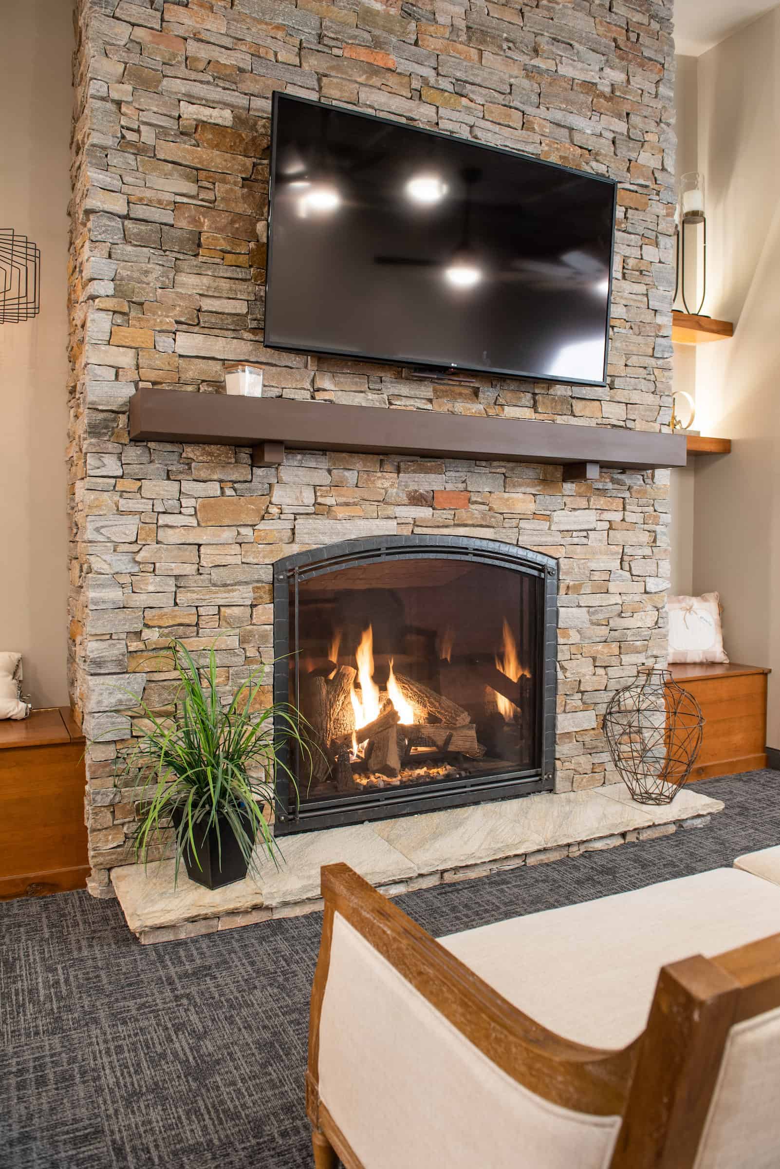 Revamping Your Fireplace Mantel With Floating Shelves